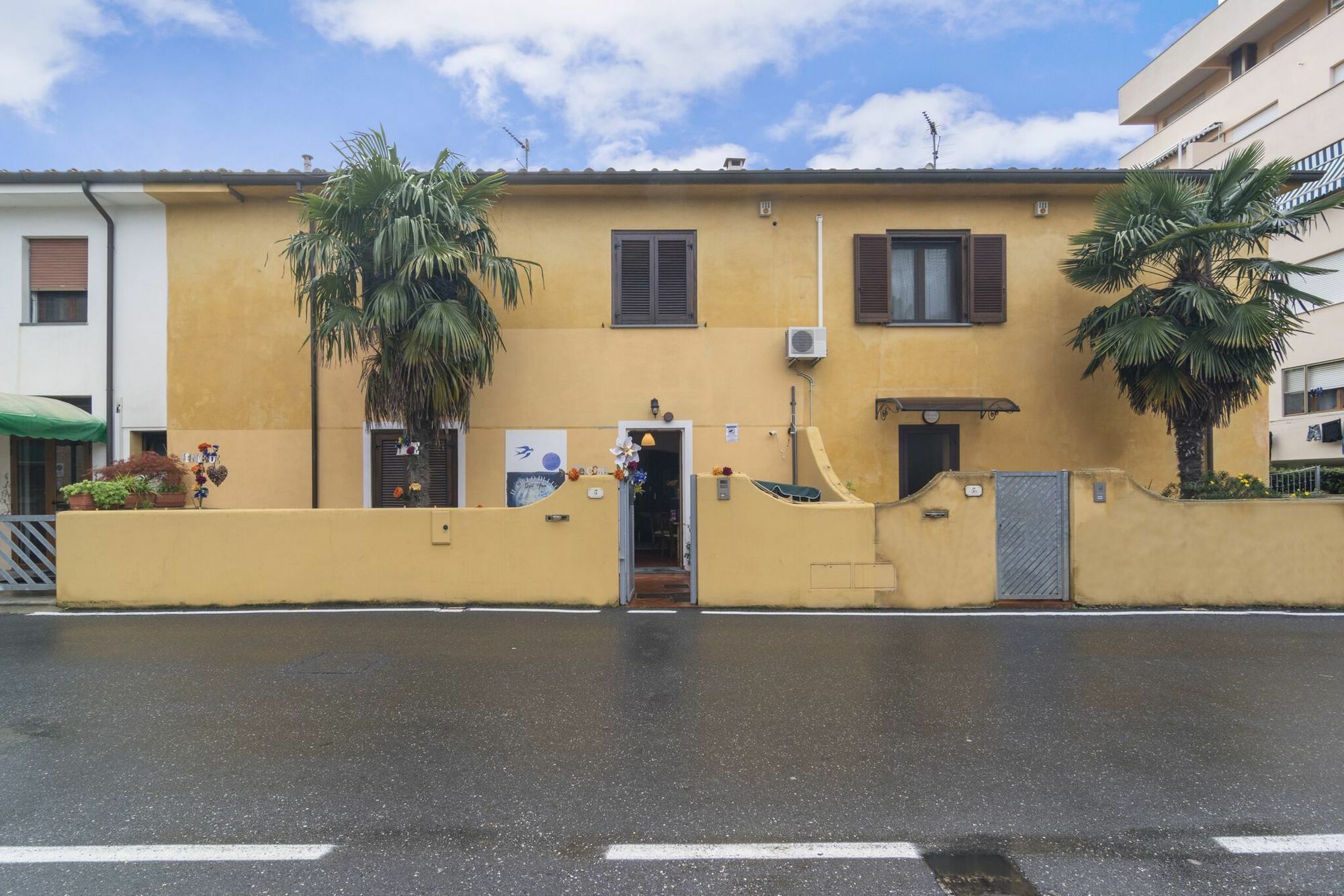 Il Cielo Di Lucio Hotel Pisa Luaran gambar